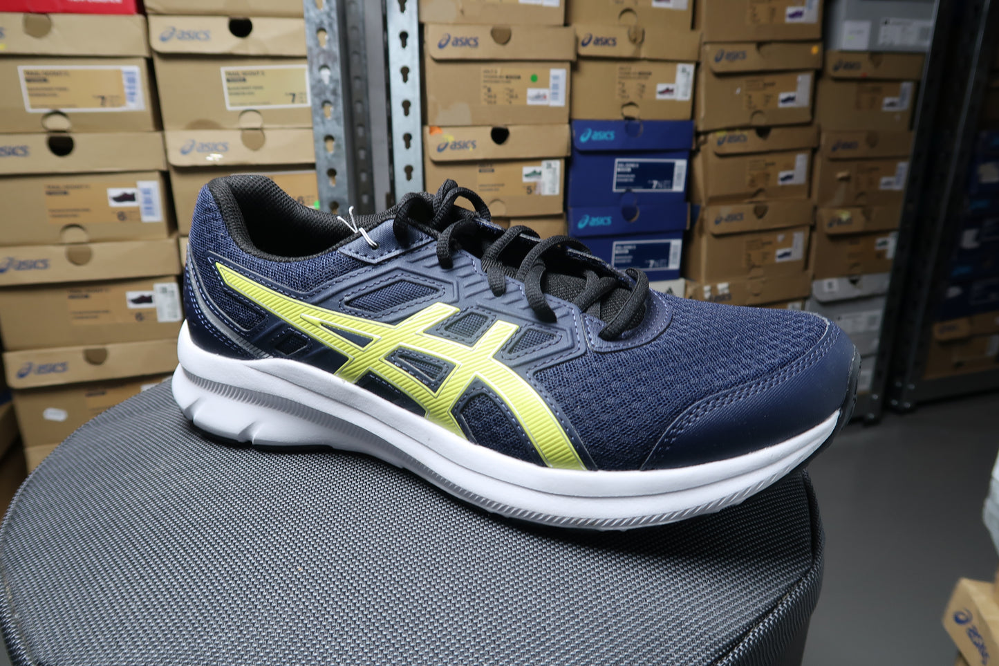 ASICS MENS JOLT 3 BEGINNER RUNNING SHOE (MIDNIGHT)