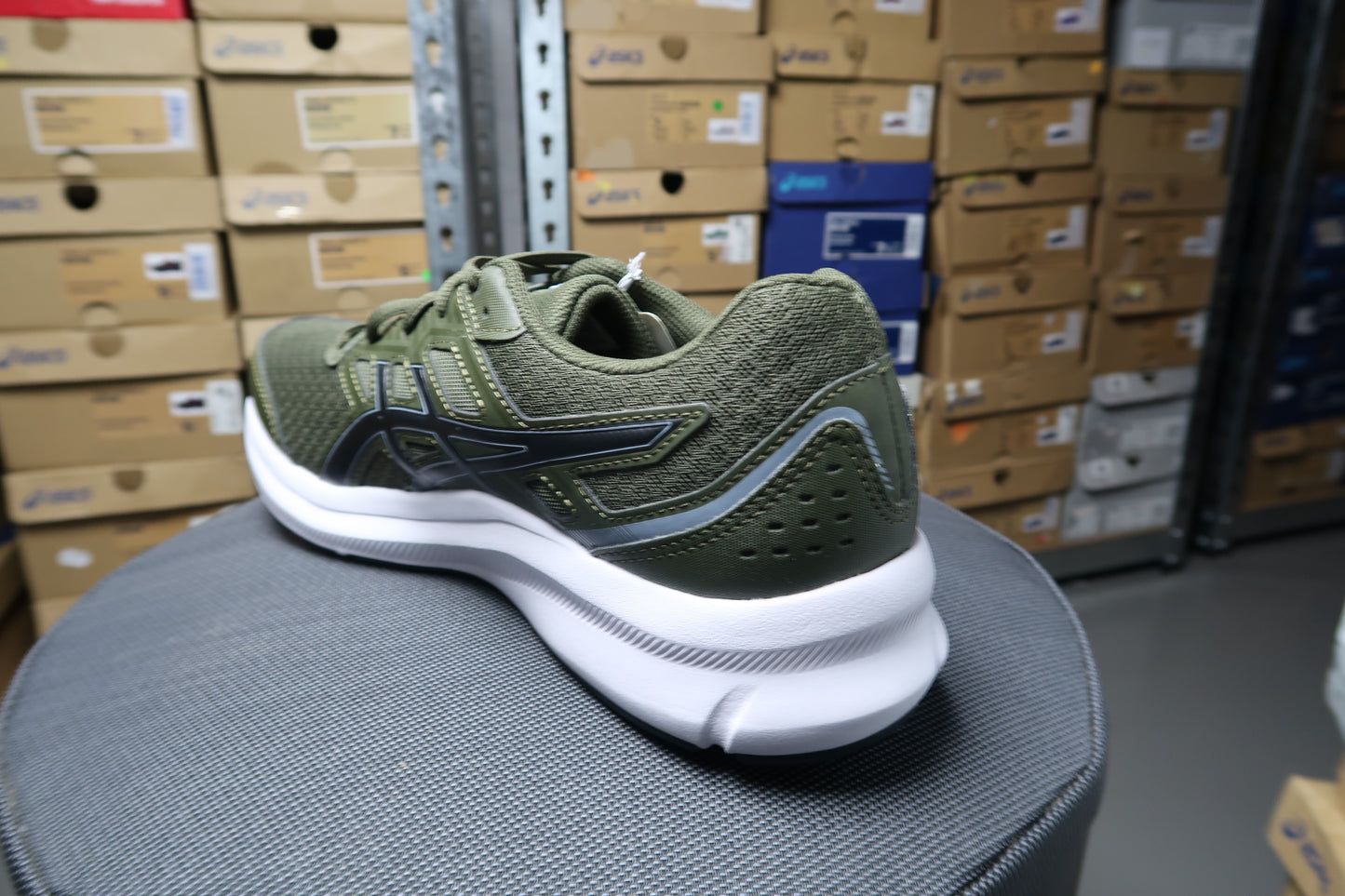 ASICS MENS JOLT 3 OLIVE BEGINNER RUNNING SHOE (OLIVE CANVA)
