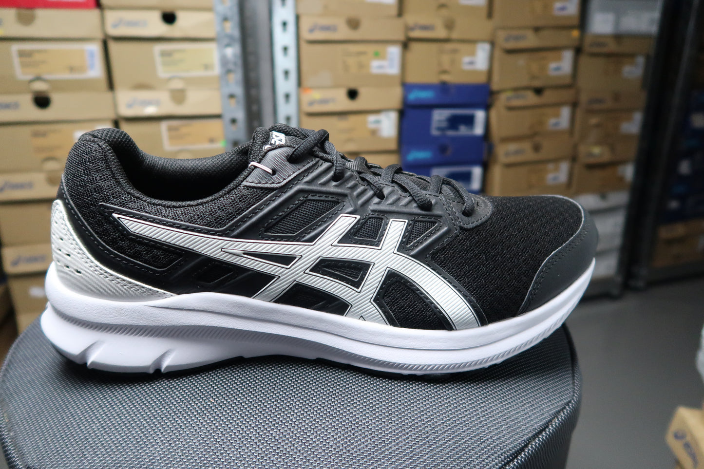 ASICS JOLT 3 MENS BLACK/WHITE