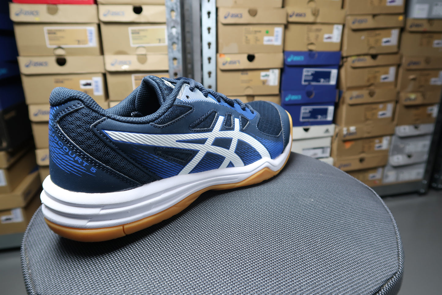 ASICS UPCOURT 5 INDOOR SHOE MENS