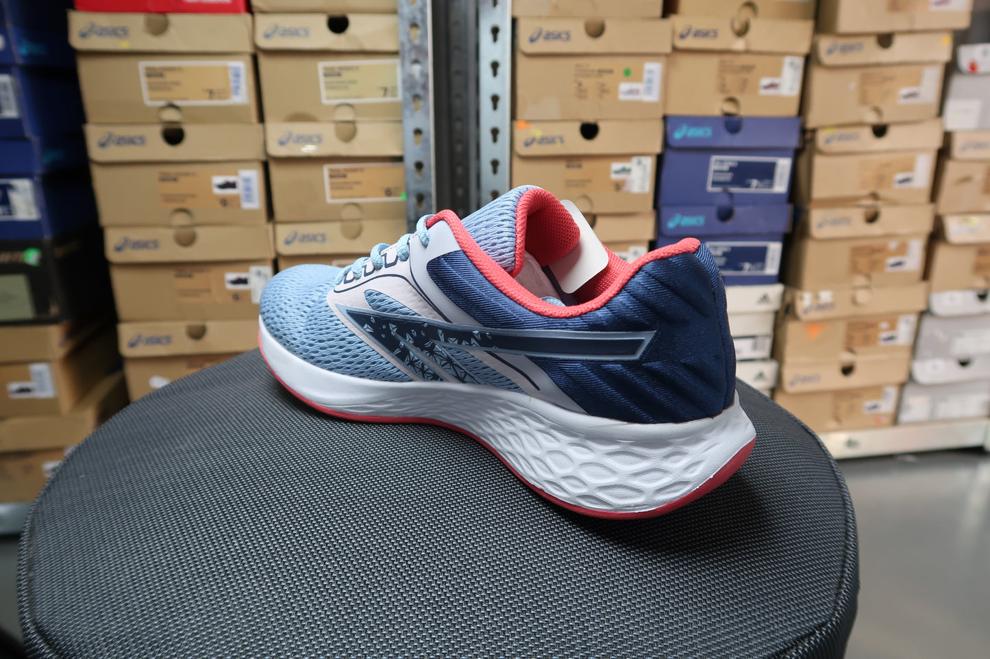 HI-TEC V-LITE LEO WOMEN