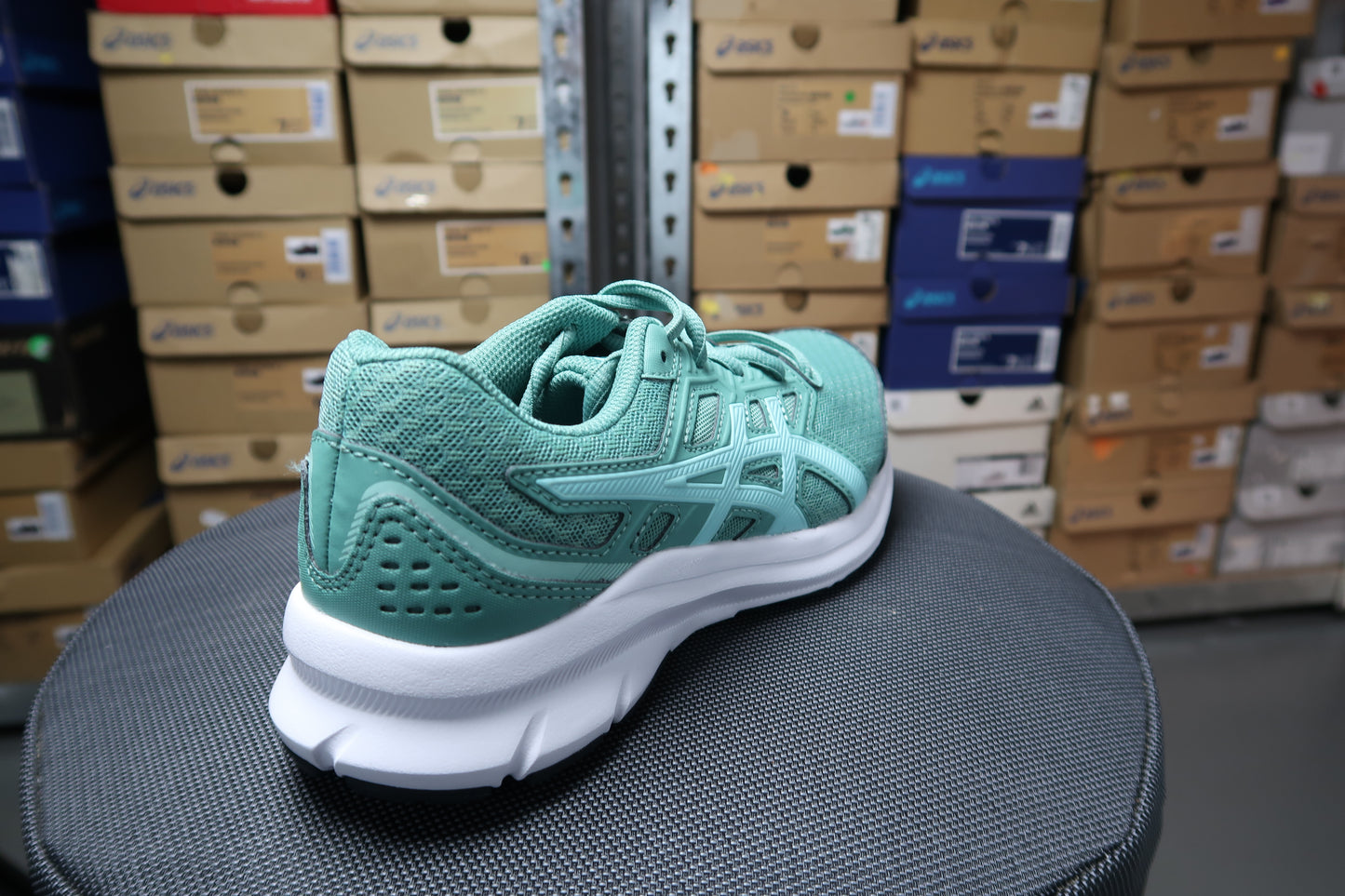 ASICS JOLT 3 WOMEN BEGINNER RUNNING SHOE (sage)