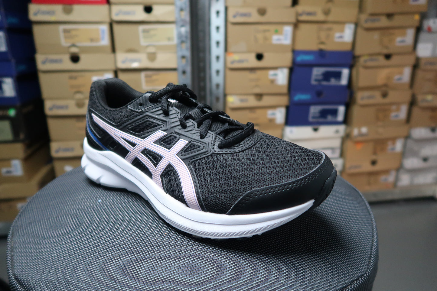ASICS JOLT 3 WOMEN BEGINNER RUNNING SHOE