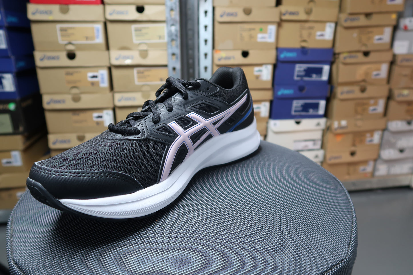 ASICS JOLT 3 WOMEN BEGINNER RUNNING SHOE