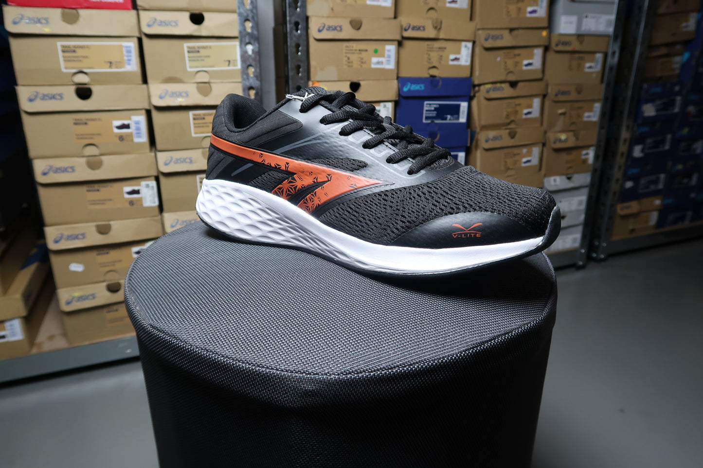 HI TEC V-LITE LEO MENS BLACK/ORANGE