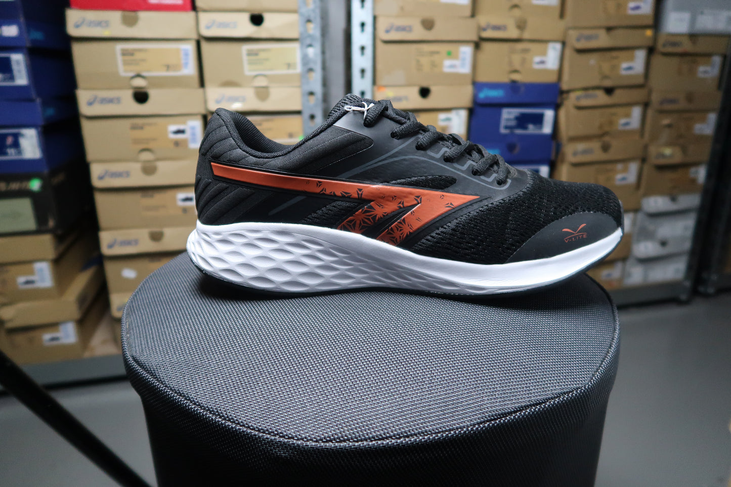 HI TEC V-LITE LEO MENS BLACK/ORANGE