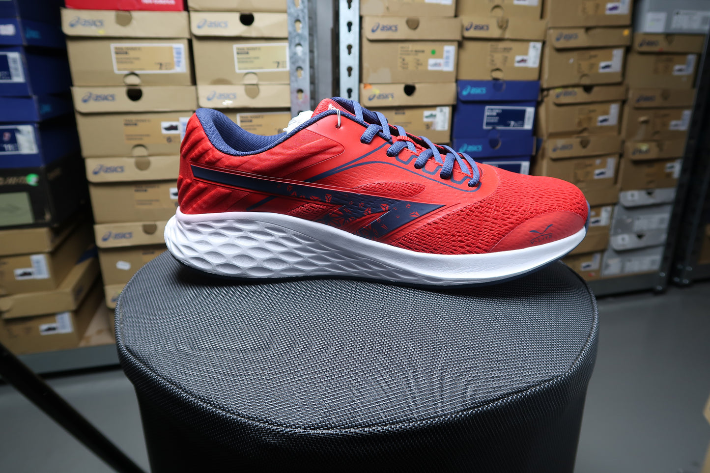 HI TEC V-LITE LEO MENS RED