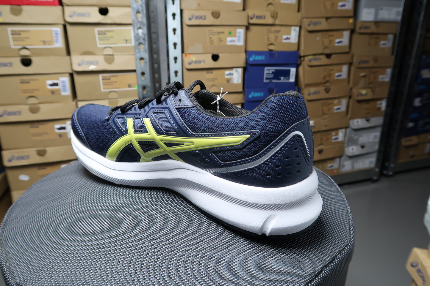 ASICS MENS JOLT 3 BEGINNER RUNNING SHOE (MIDNIGHT)