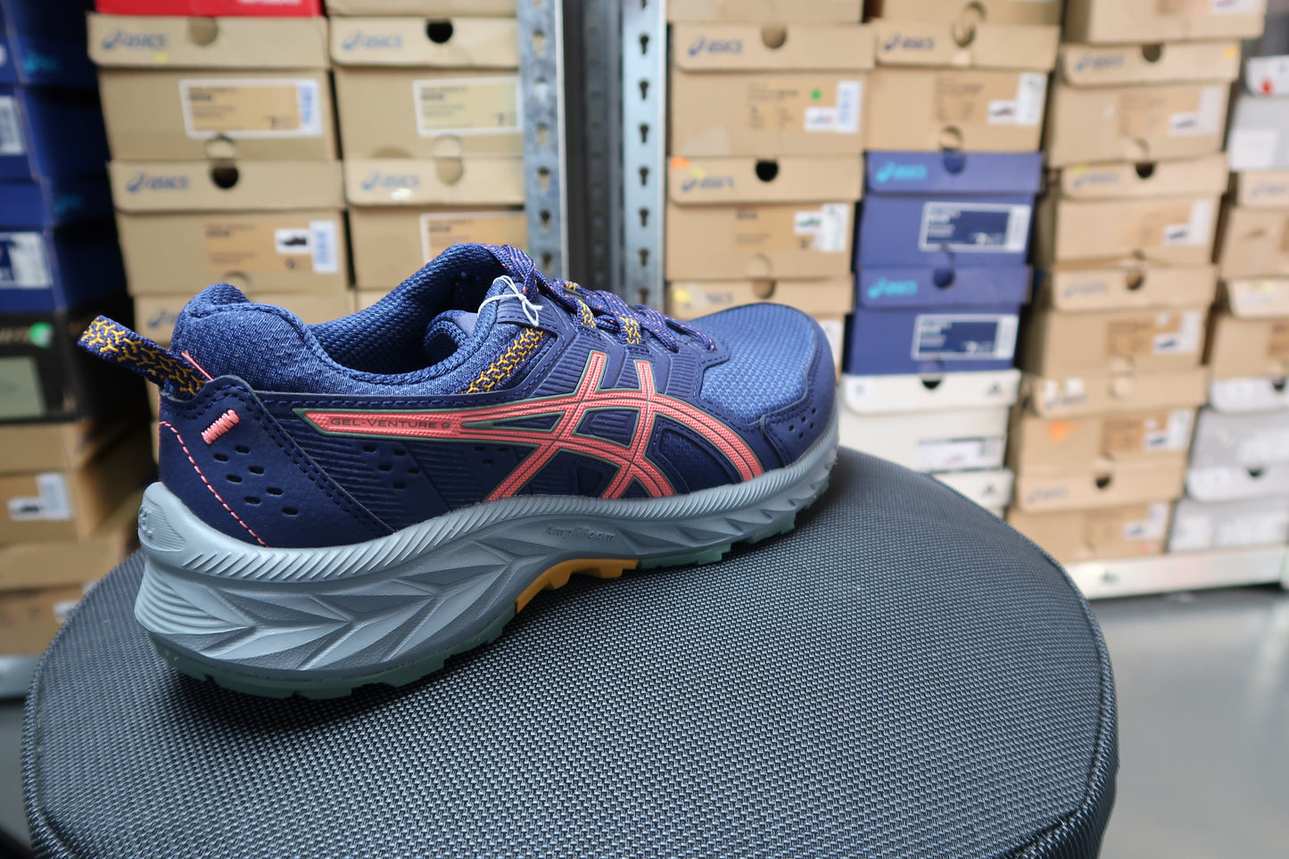 ASICS GEL-VENTURE 9 TRAIL RUNNING SHOE